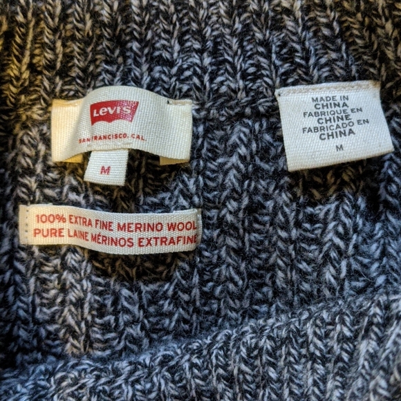 Levi's high neck sweater - Picture 5 of 5
